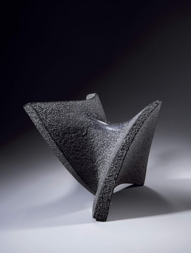 《深耕》，2010，灰黑花崗石，33x33x30